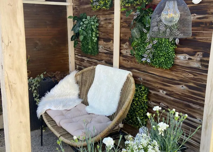 Maisonnette Individuelle Au Coeur De Appartement